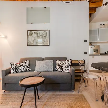 Crocetta Modern Flat Apartment Milan