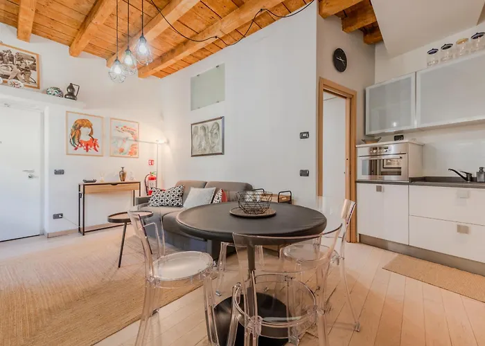 Appartamento Easytopstay - Crocetta Modern Flat *