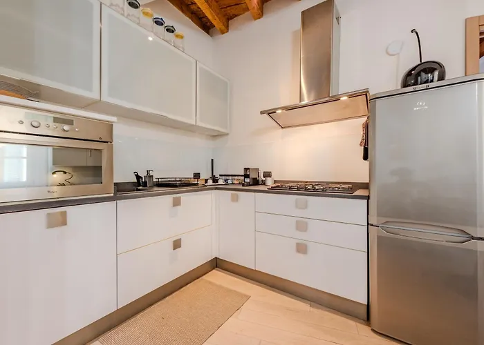 Appartamento Easytopstay - Crocetta Modern Flat