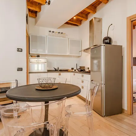 Apartment Easytopstay - Crocetta Modern Flat *